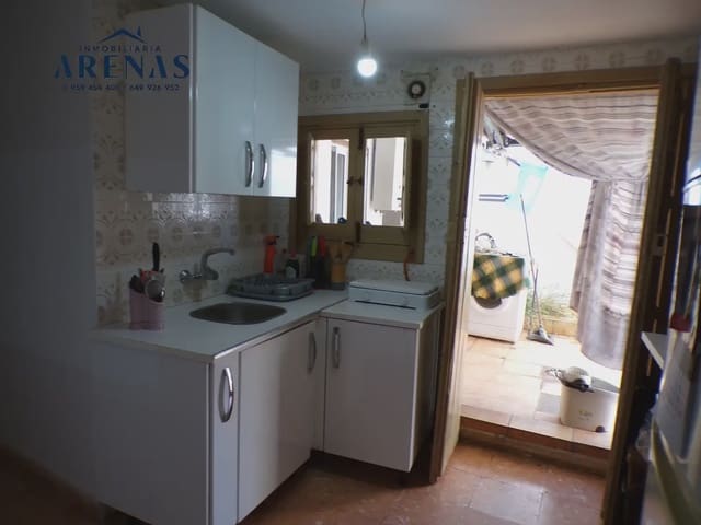 3 soverom Hus til salgs i Illora - € 65 000 (Ref: 10047789)