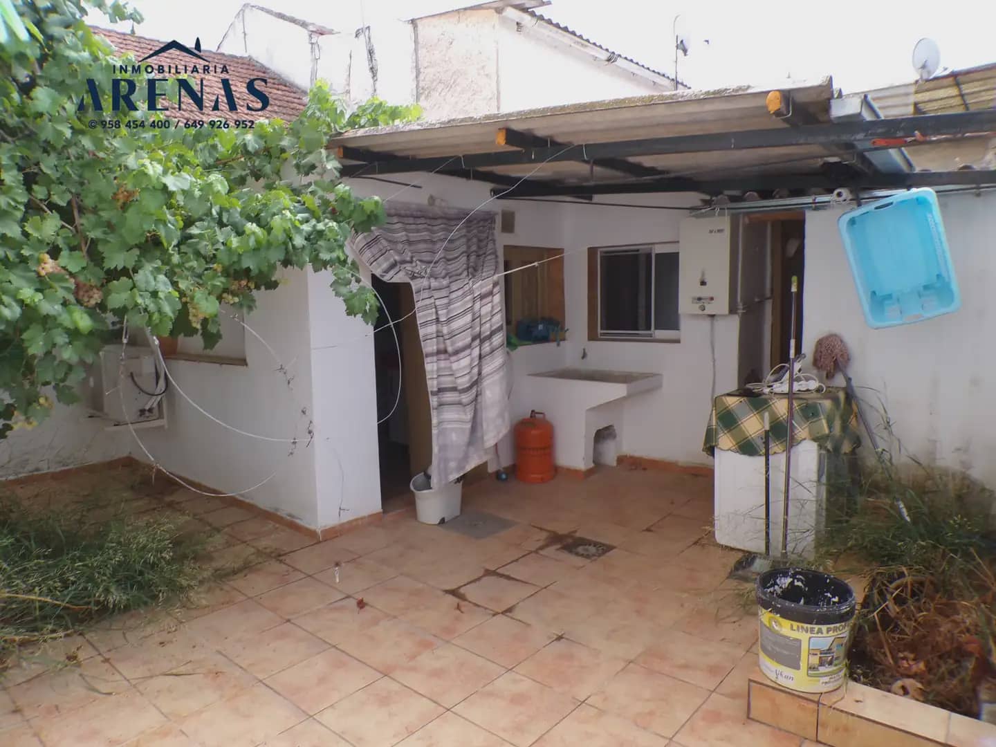 Casa de 3 habitaciones en Illora en venta - 65.000 € (Ref: 10047789)