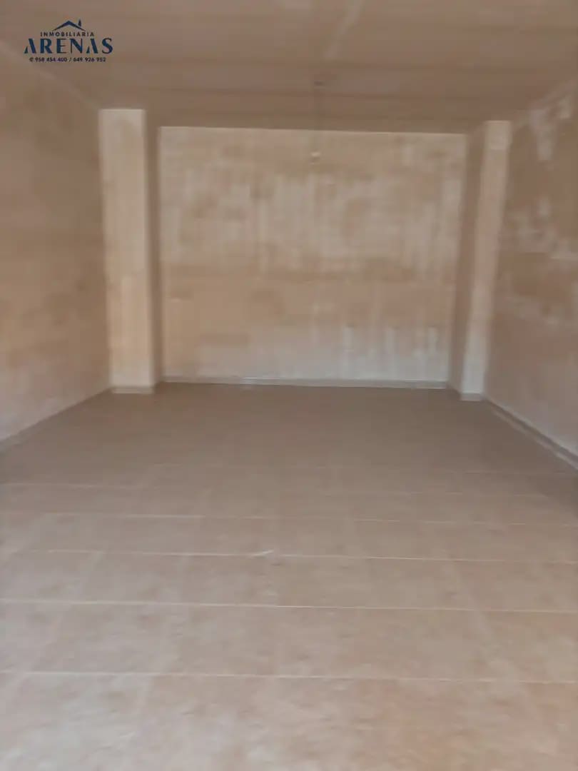 4 makuuhuone Omakotitalo myytävänä paikassa Illora - 69 800 € (Ref: 10047791)