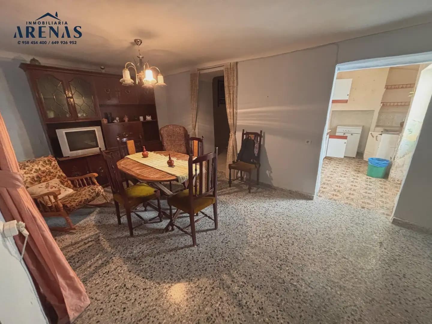 4 slaapkamer Huis te koop in Illora - € 55.000 (Ref: 10047798)