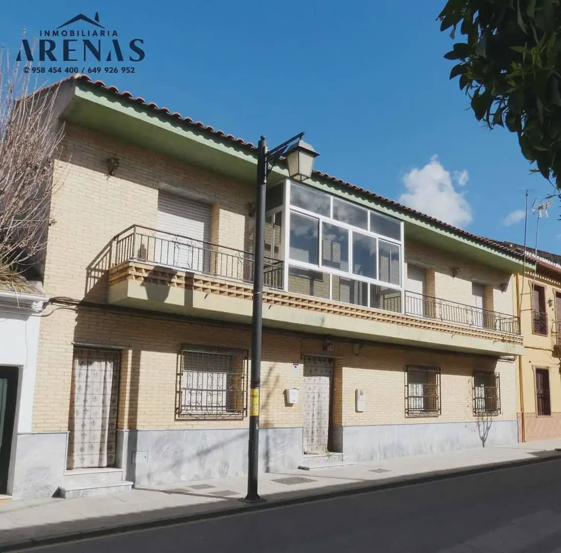 7 bedroom Townhouse for sale in Cijuela - € 200,000 (Ref: 10047814)