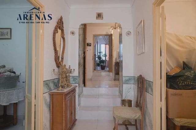 4 soveværelse Villa til salg i Illora - € 83.000 (Ref: 10047817)
