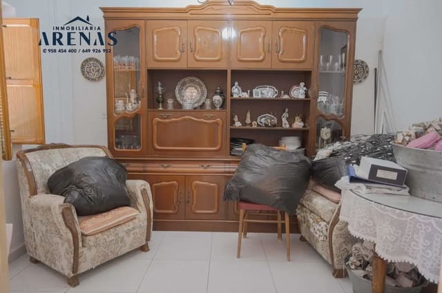4 soveværelse Villa til salg i Illora - € 83.000 (Ref: 10047817)