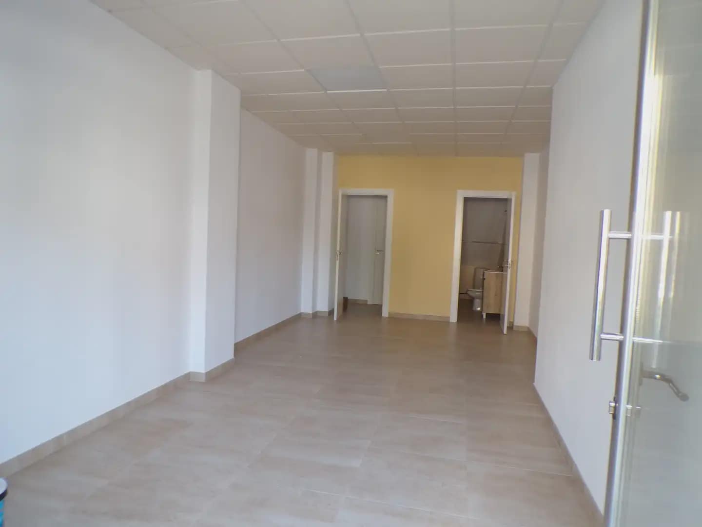 Commercial for rent in Valderrubio - € 450 (Ref: 10047820)