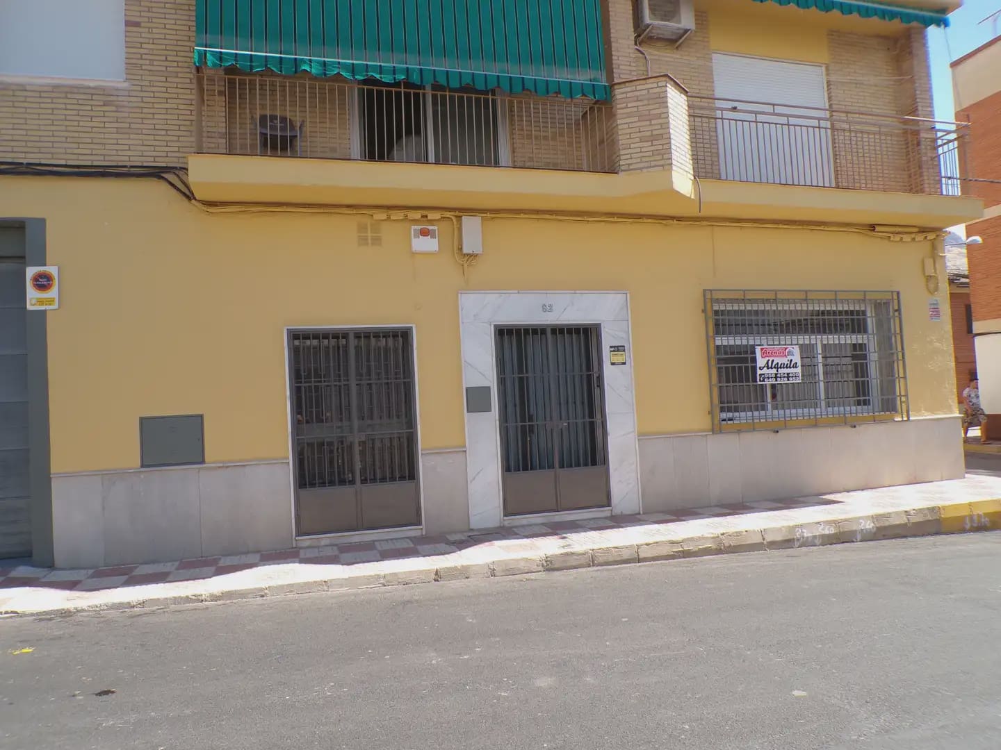 Local Comercial en Pinos Puente en alquiler - 800 € (Ref: 10073081)