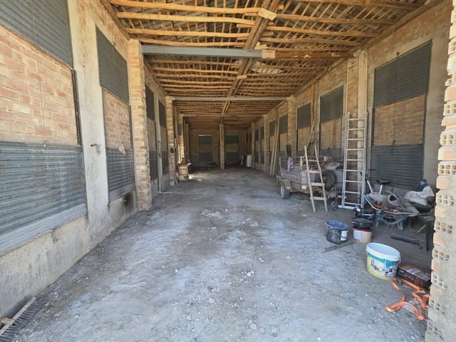 Kommersiell att hyra i Chauchina - 500 € (Ref: 10086609)