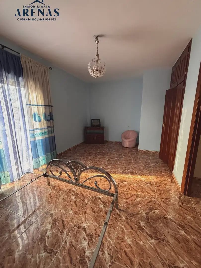 4 soverom Hus til salgs i Illora med garasje - € 135 000 (Ref: 10140112)