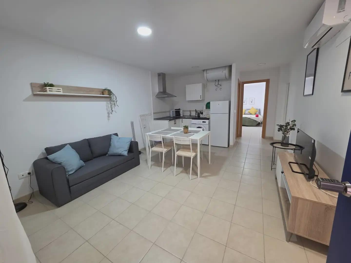 1 bedroom Flat for sale in Lachar with garage - € 75,000 (Ref: 10160179)