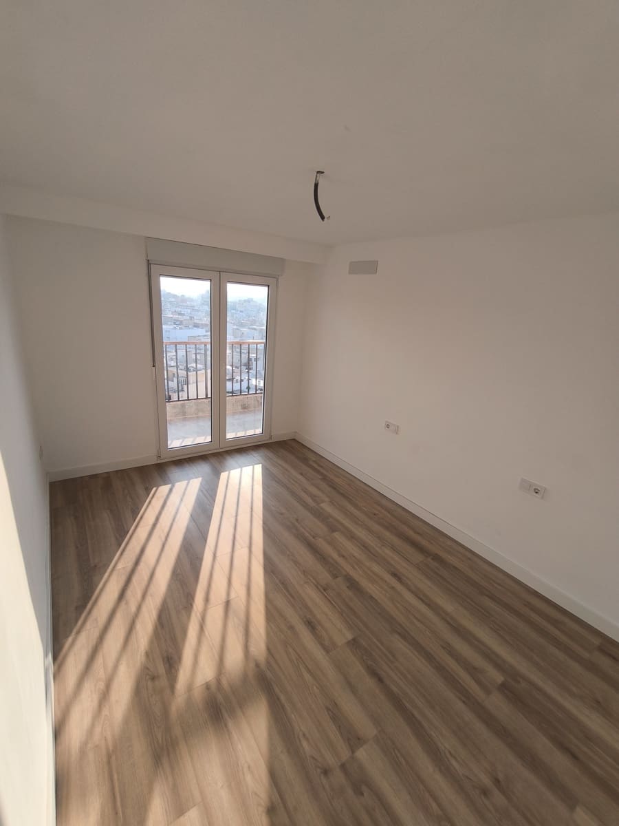 Piso de 3 habitaciones en Alicante / Alacant ciudad en venta - 349.000 € (Ref: 9999306)