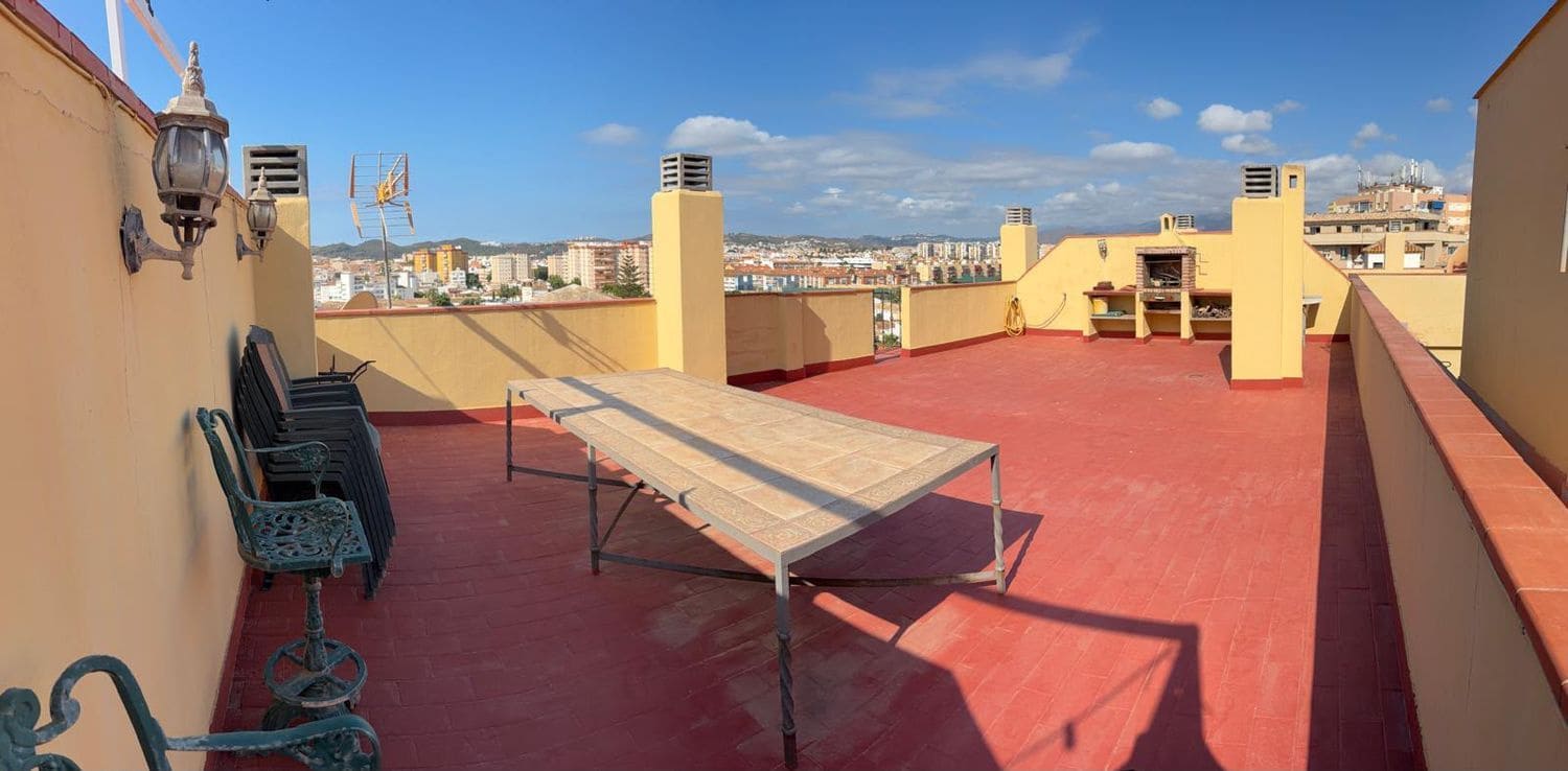 3 bedroom Apartment for sale in Fuengirola with garage - € 375,000 (Ref: 10059599)