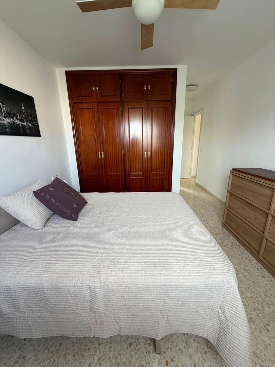 3 sypialnia Apartament do wynajęcia w Miasto Malaga z basenem garażem - 1 600 € (Ref: 10059601)