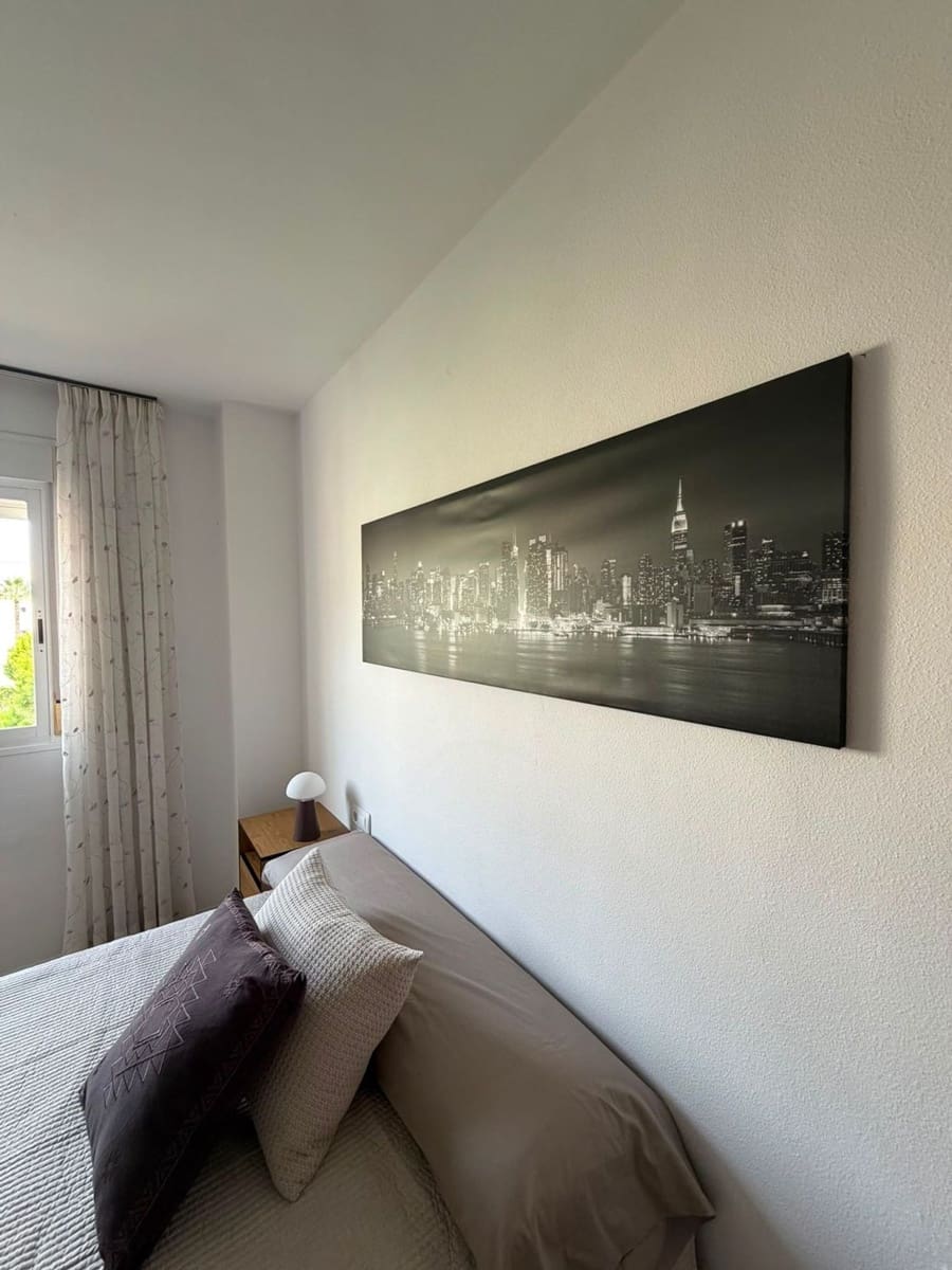 3 sypialnia Apartament do wynajęcia w Miasto Malaga z basenem garażem - 1 600 € (Ref: 10059601)