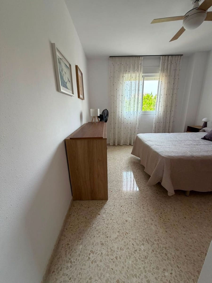 3 sypialnia Apartament do wynajęcia w Miasto Malaga z basenem garażem - 1 600 € (Ref: 10059601)