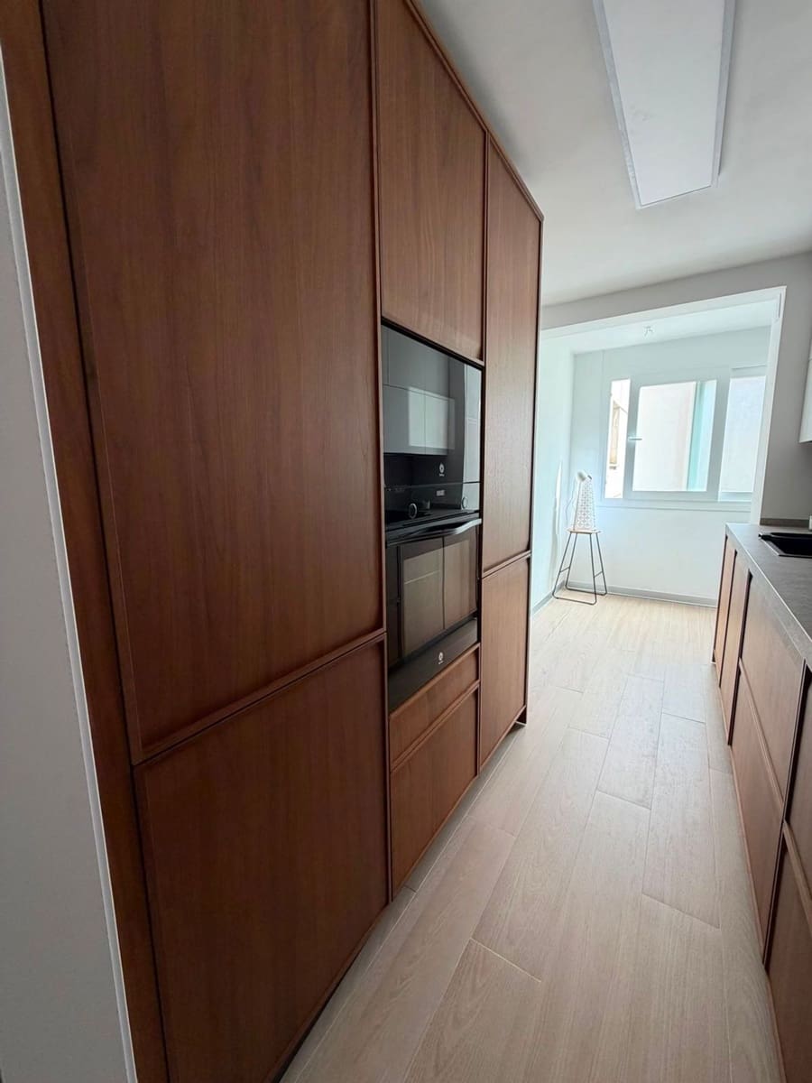 3 sypialnia Apartament do wynajęcia w Miasto Malaga z basenem garażem - 1 600 € (Ref: 10059601)