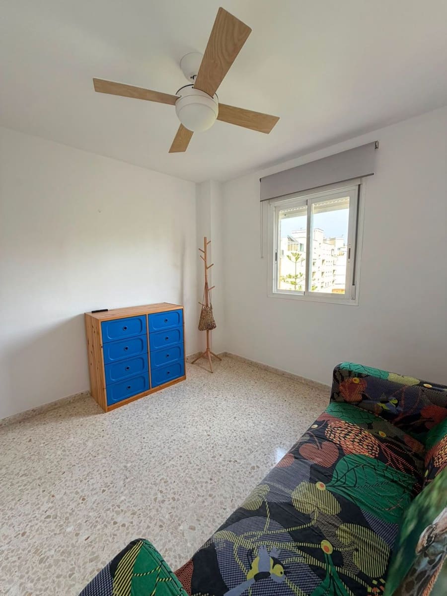 3 sypialnia Apartament do wynajęcia w Miasto Malaga z basenem garażem - 1 600 € (Ref: 10059601)
