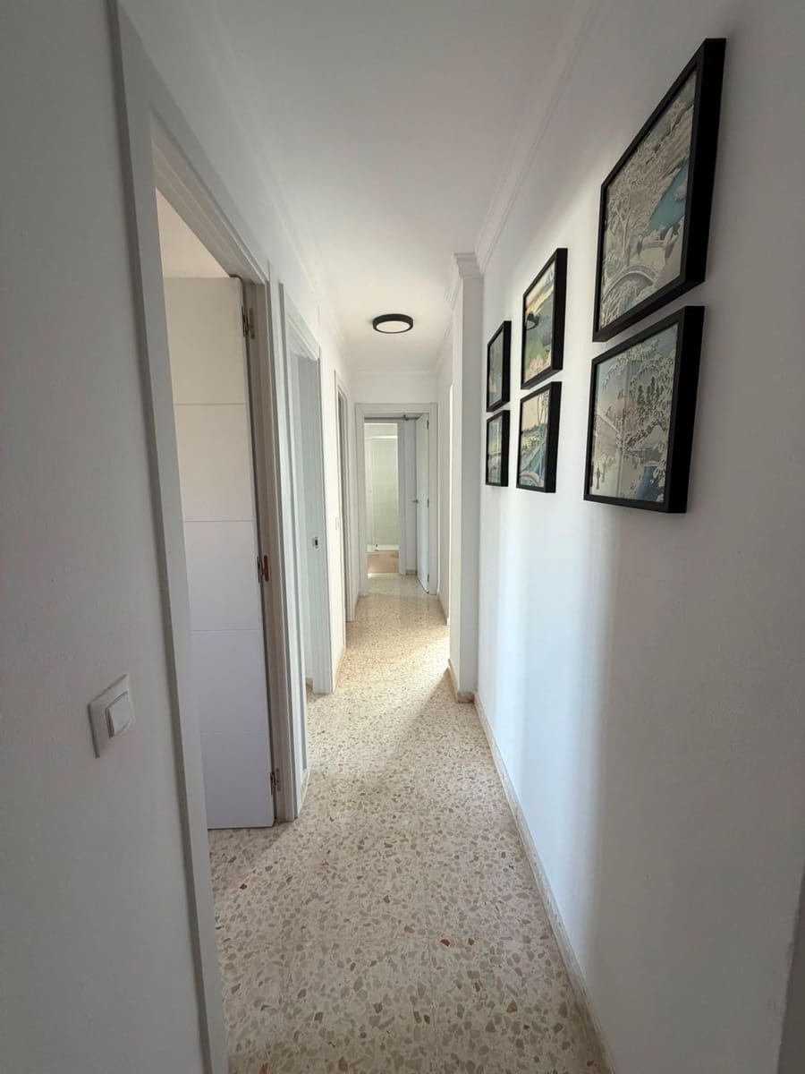 3 sypialnia Apartament do wynajęcia w Miasto Malaga z basenem garażem - 1 600 € (Ref: 10059601)