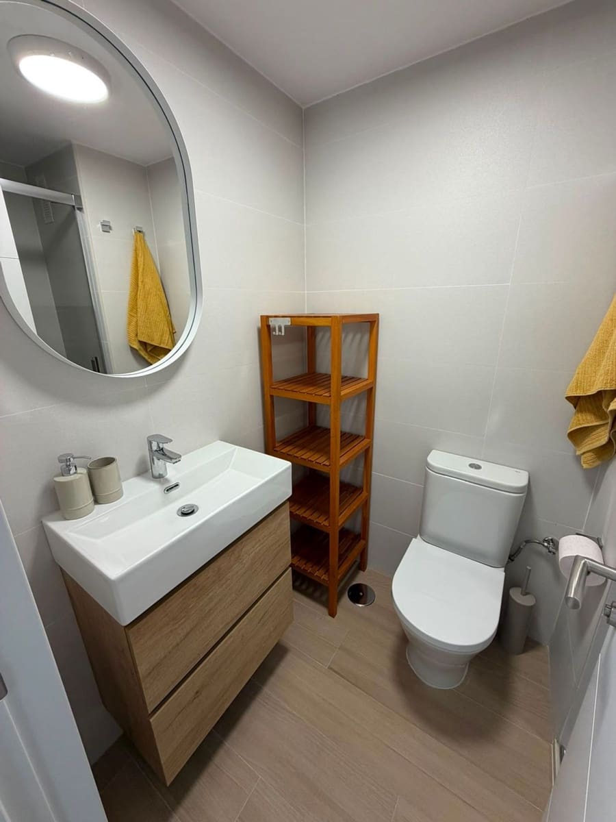 3 sypialnia Apartament do wynajęcia w Miasto Malaga z basenem garażem - 1 600 € (Ref: 10059601)
