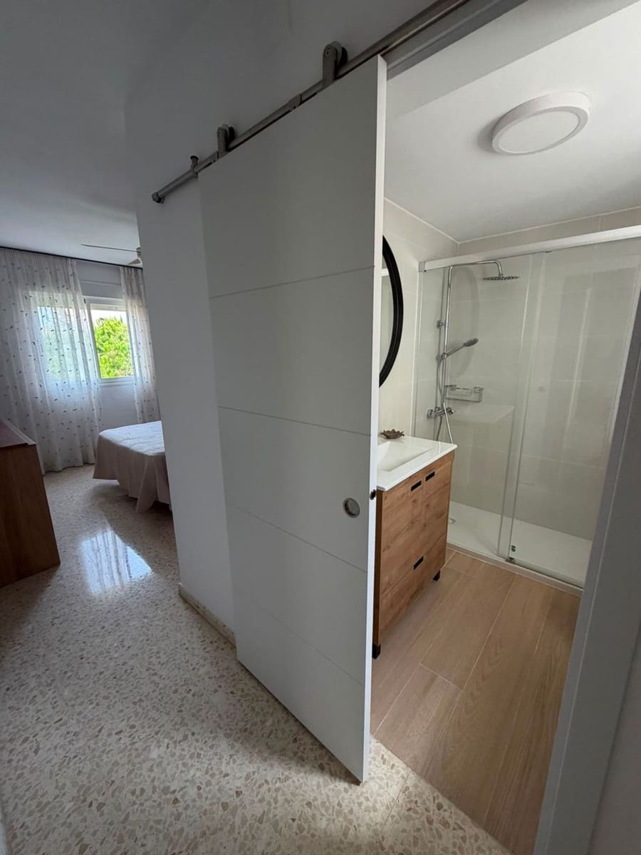 3 sypialnia Apartament do wynajęcia w Miasto Malaga z basenem garażem - 1 600 € (Ref: 10059601)