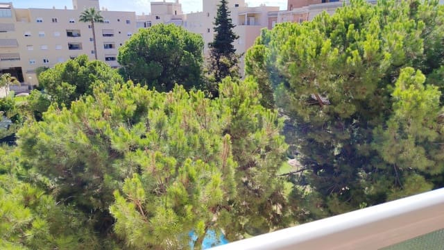 3 soveværelse Lejlighed til leje i El Romeral, Málaga by med swimmingpool garage - € 1.600 (Ref: 10059601)