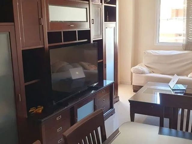 3 Zimmer Apartment zu vermieten in Torre Atalaya, Málaga Stadt mit Pool Garage - 1.500 € (Ref: 10059604)