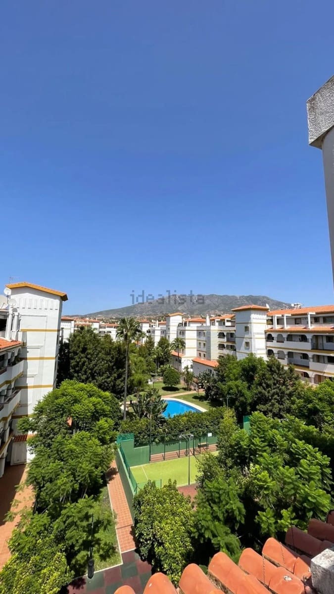 2 bedroom Apartment for sale in Las Lagunas de Mijas with pool garage - € 300,000 (Ref: 10059607)