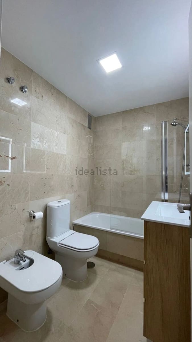2 bedroom Apartment for sale in Las Lagunas de Mijas with pool garage - € 300,000 (Ref: 10059607)