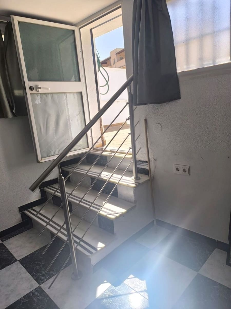 3 soveværelse Byhus til salg i Torre de Benagalbon med garage - € 620.000 (Ref: 10059610)
