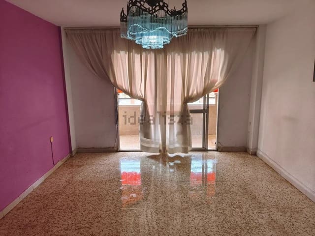 4 soveværelse Lejlighed til salg i Santa Marta, Málaga by med garage - € 400.000 (Ref: 10059611)