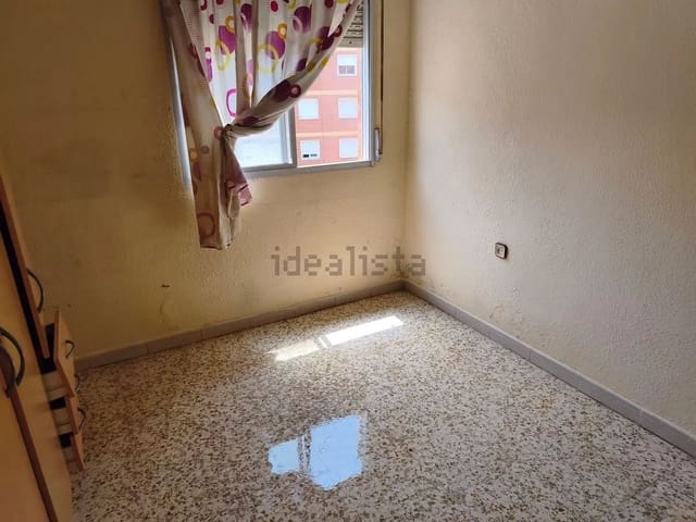 4 soveværelse Lejlighed til salg i Santa Marta, Málaga by med garage - € 400.000 (Ref: 10059611)