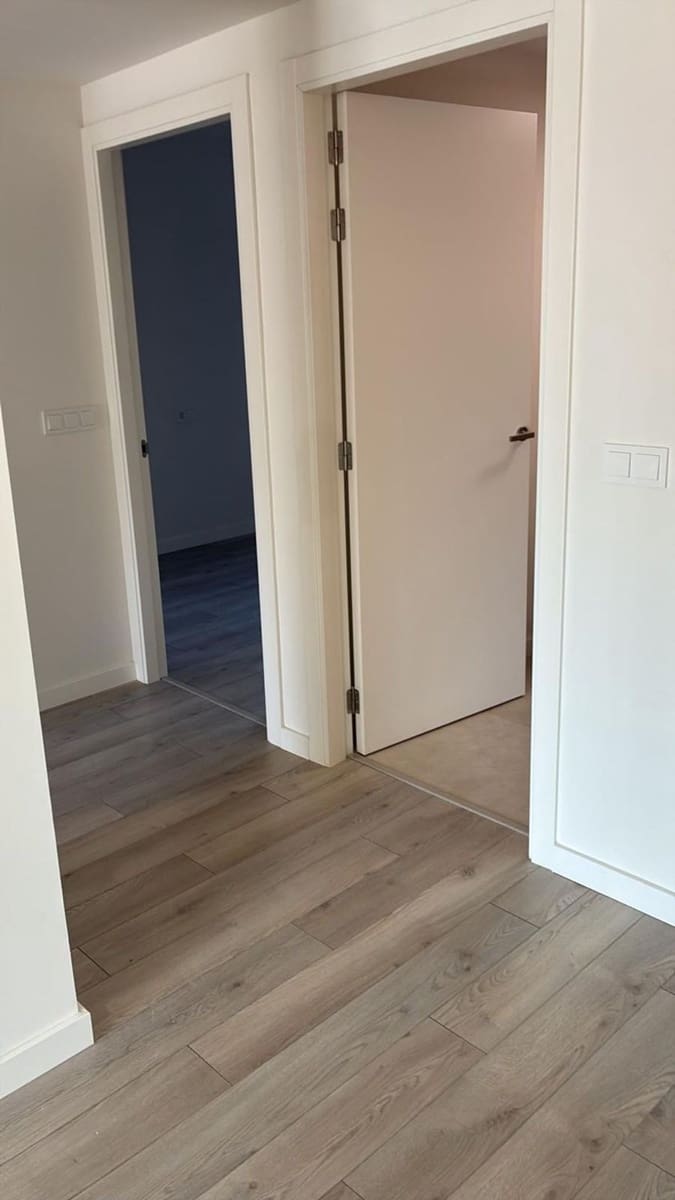 2 soverom Leilighet til leie i Torremolinos med svømmebasseng garasje - € 2 200 (Ref: 10059612)