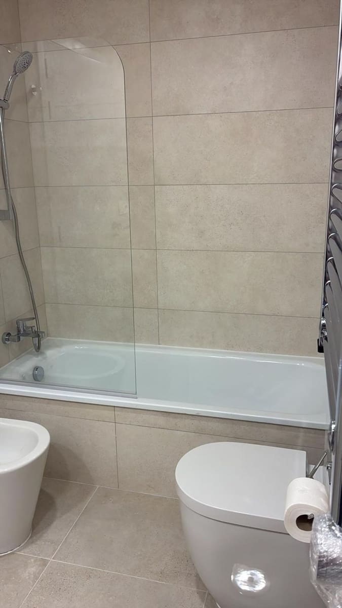 2 soverom Leilighet til leie i Torremolinos med svømmebasseng garasje - € 2 200 (Ref: 10059612)