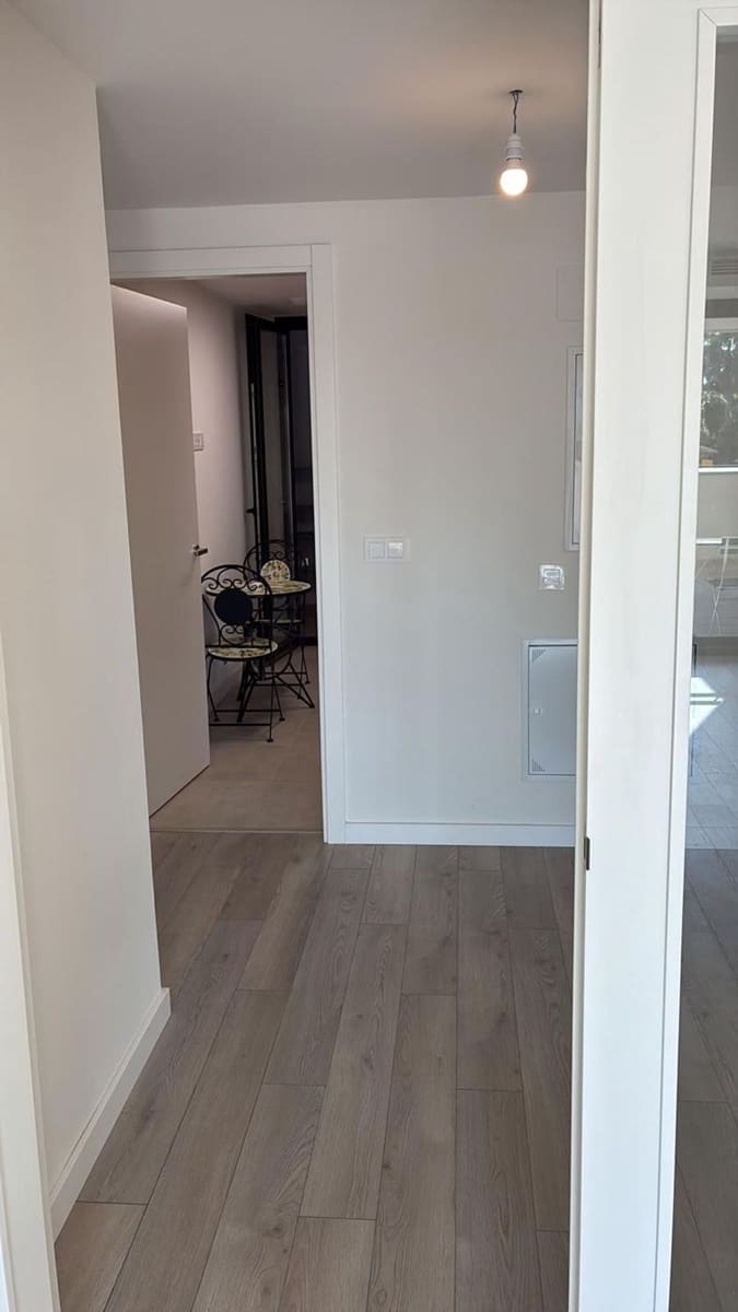 2 soverom Leilighet til leie i Torremolinos med svømmebasseng garasje - € 2 200 (Ref: 10059612)