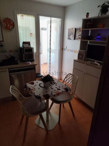 3 sovrum Lägenhet till salu i La Cala del Moral, Rincón de la Victoria med pool garage - 460 000 € (Ref: 10059613)