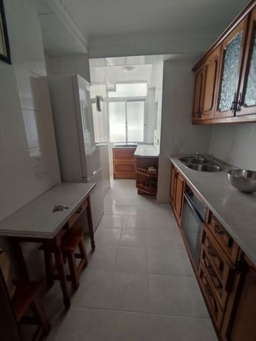 3 sypialnia Apartament do wynajęcia w San Martin, Miasto Málaga z garażem - 1 050 € (Ref: 10059614)