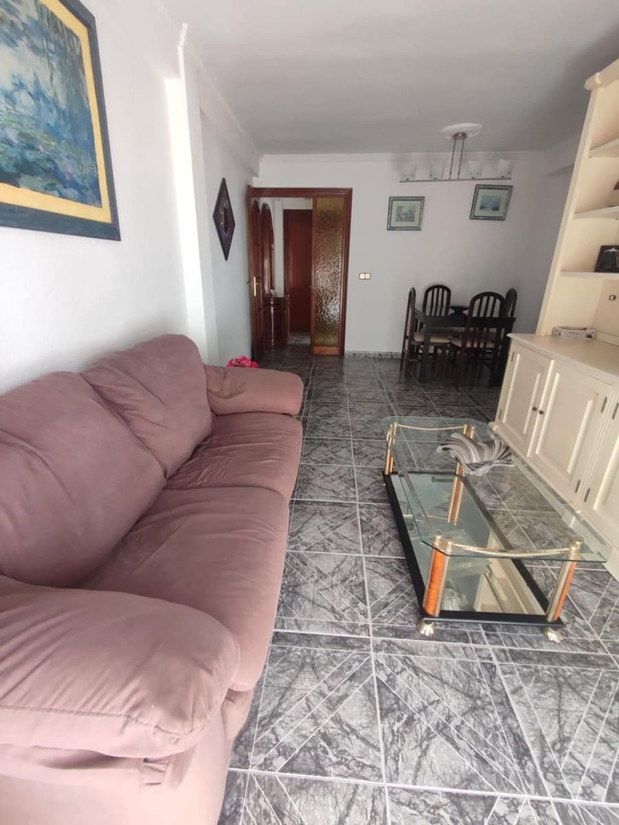 3 sypialnia Apartament do wynajęcia w Miasto Malaga z garażem - 1 050 € (Ref: 10059614)