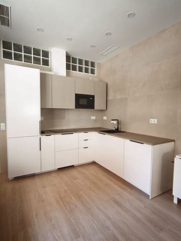 2 sypialnia Apartament do wynajęcia w La Union, Miasto Málaga z garażem - 1 400 € (Ref: 10059617)