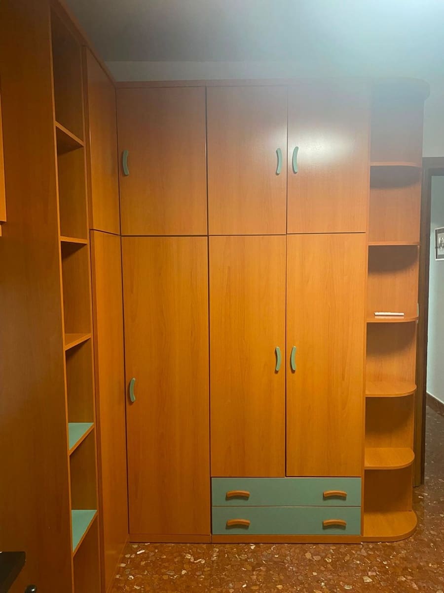 3 soverom Leilighet til leie i Malaga by med garasje - € 1 500 (Ref: 10059618)