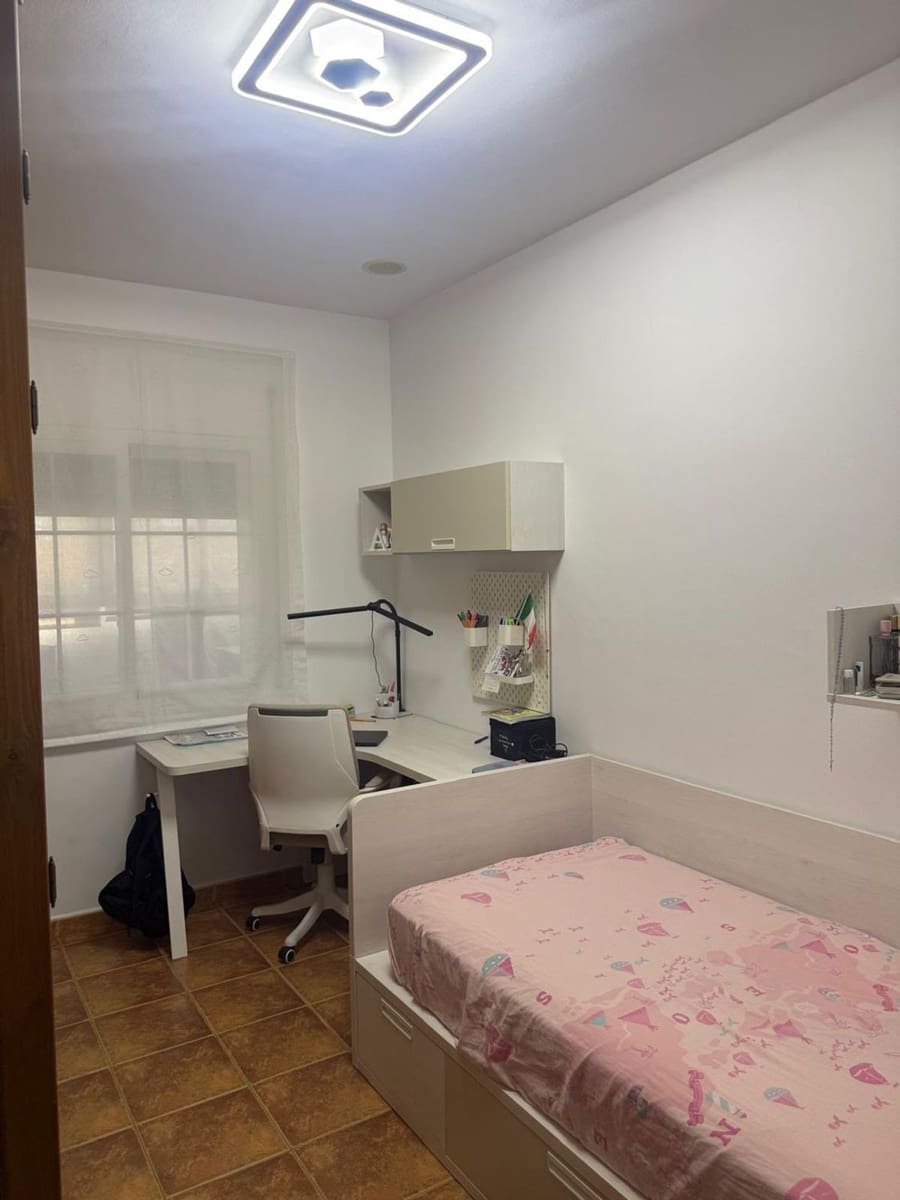 3 camera da letto Appartamento in vendita in Coin con piscina garage - 495.000 € (Rif: 10061253)