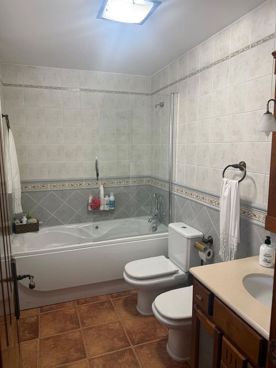 3 camera da letto Appartamento in vendita in Coin con piscina garage - 495.000 € (Rif: 10061253)