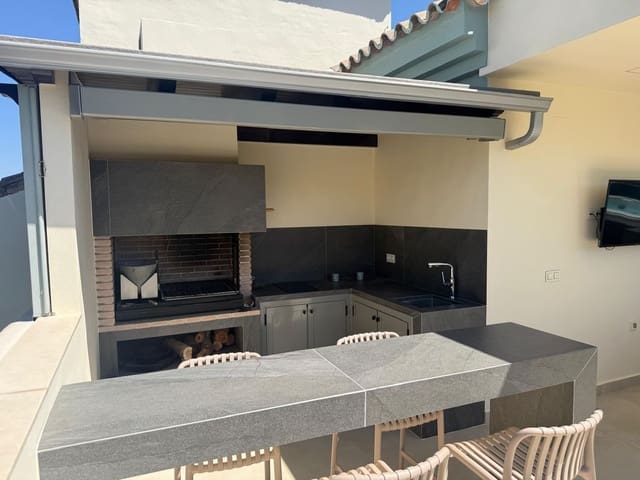 Apartamento de 3 habitaciones en Coín en venta con piscina garaje - 495.000 € (Ref: 10061253)