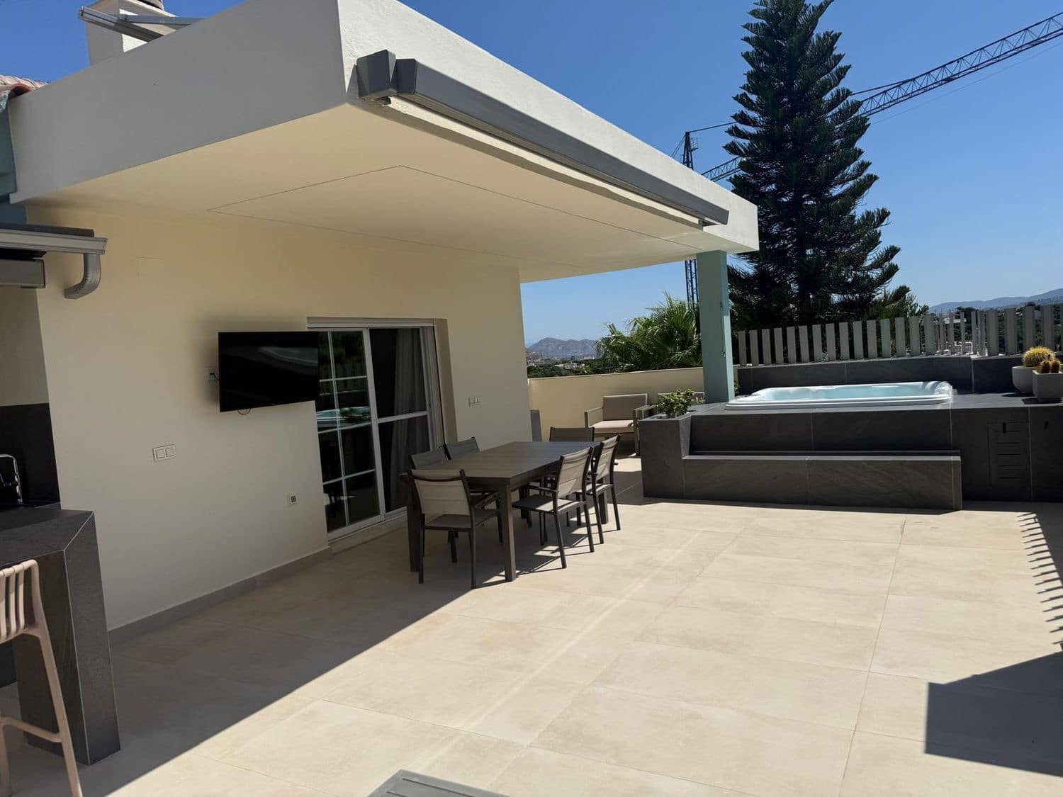 3 camera da letto Appartamento in vendita in Coin con piscina garage - 495.000 € (Rif: 10061253)