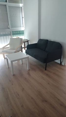 3 slaapkamer Appartement te huur in Gamarra, Málaga stad met garage - € 1.200 (Ref: 10061254)