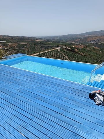 4 soverom Villa til salgs i Vélez-Málaga med svømmebasseng garasje - € 440 000 (Ref: 10063773)