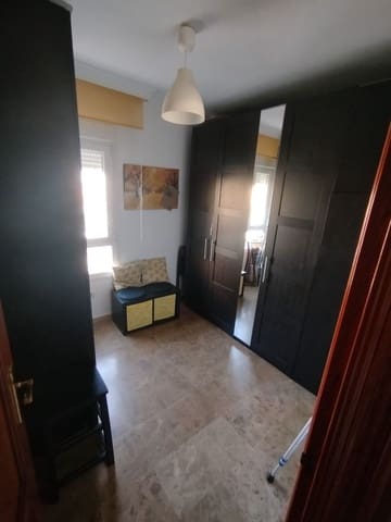 4 sypialnia Apartament na sprzedaż w El Higueral, Miasto Málaga z basenem garażem - 410 000 € (Ref: 10077404)