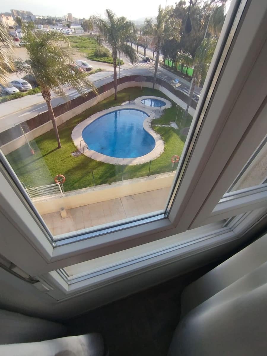 4 sypialnia Apartament na sprzedaż w Miasto Malaga z basenem garażem - 410 000 € (Ref: 10077404)