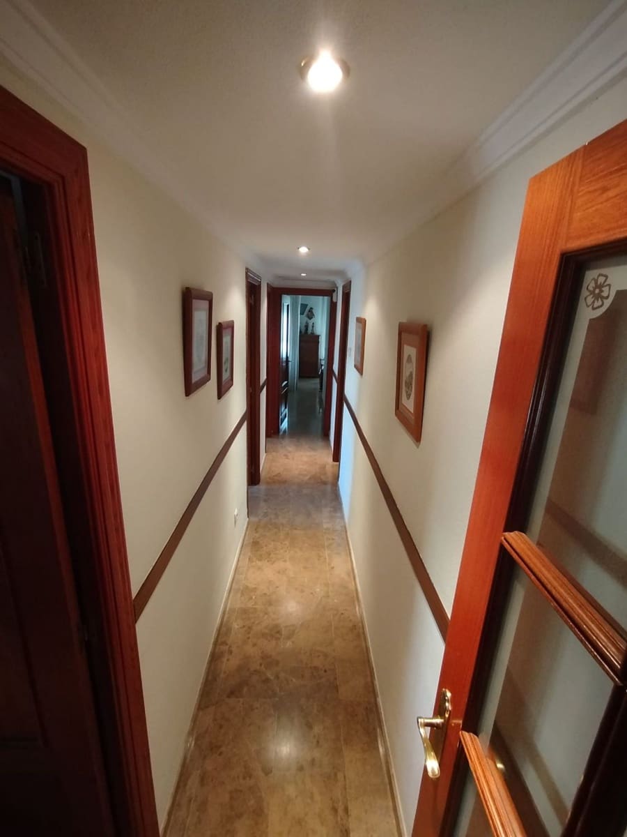 4 sypialnia Apartament na sprzedaż w Miasto Malaga z basenem garażem - 410 000 € (Ref: 10077404)