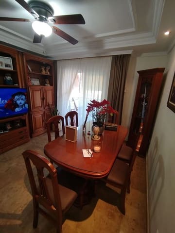 4 sypialnia Apartament na sprzedaż w El Higueral, Miasto Málaga z basenem garażem - 410 000 € (Ref: 10077404)