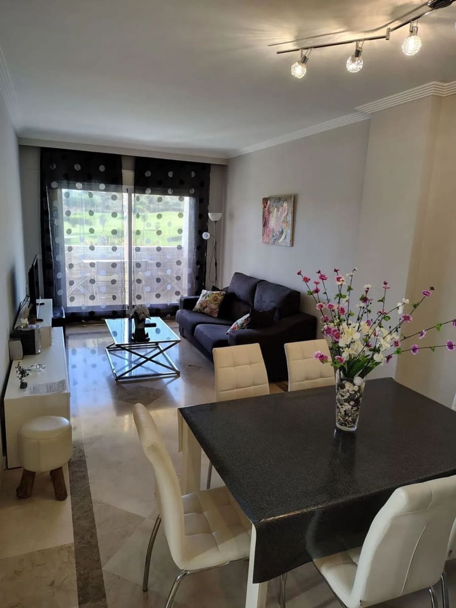 2 soveværelse Lejlighed til salg i La Cala de Mijas med swimmingpool garage - € 350.000 (Ref: 10077406)