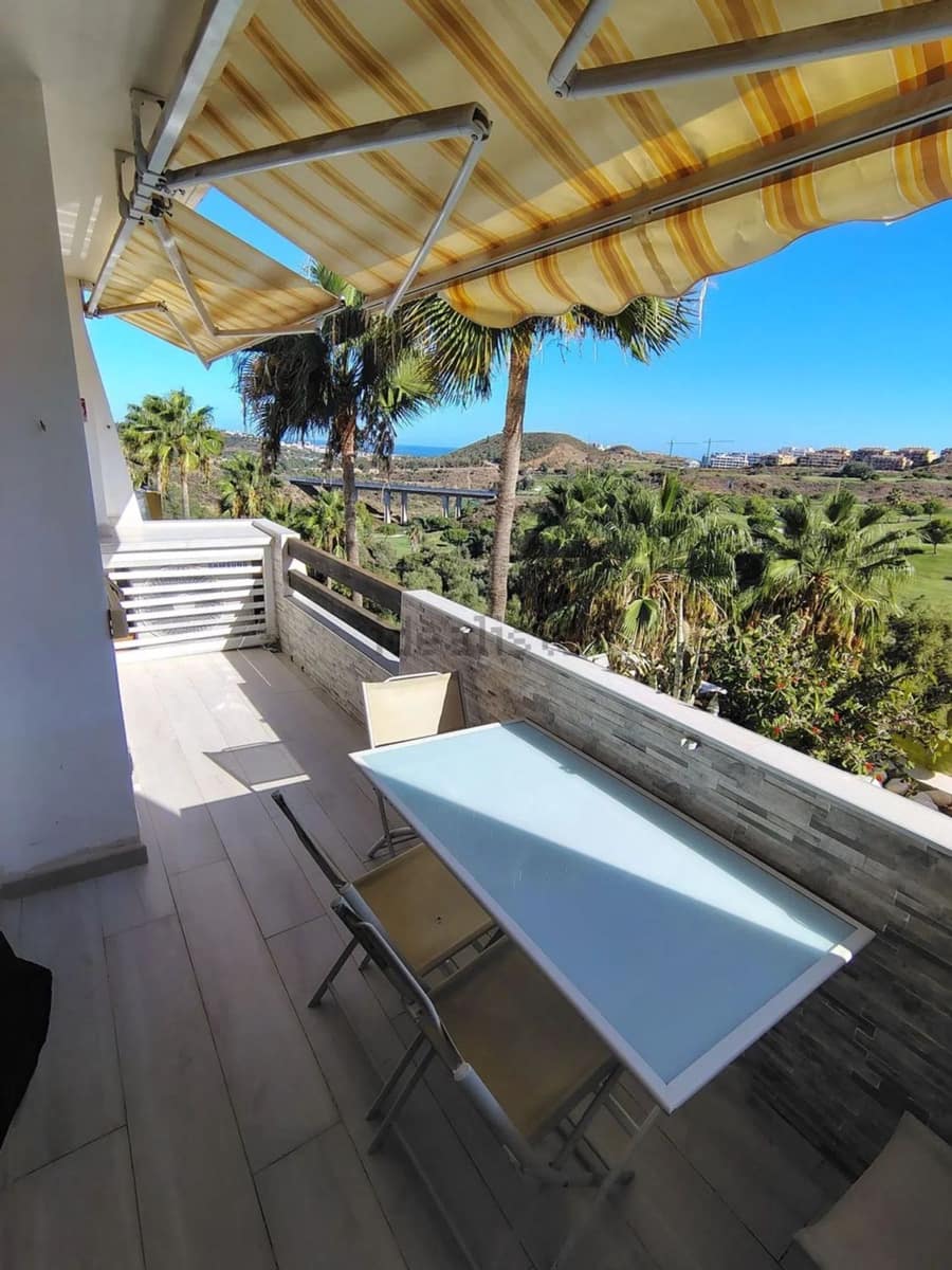 2 soveværelse Lejlighed til salg i La Cala de Mijas med swimmingpool garage - € 350.000 (Ref: 10077406)