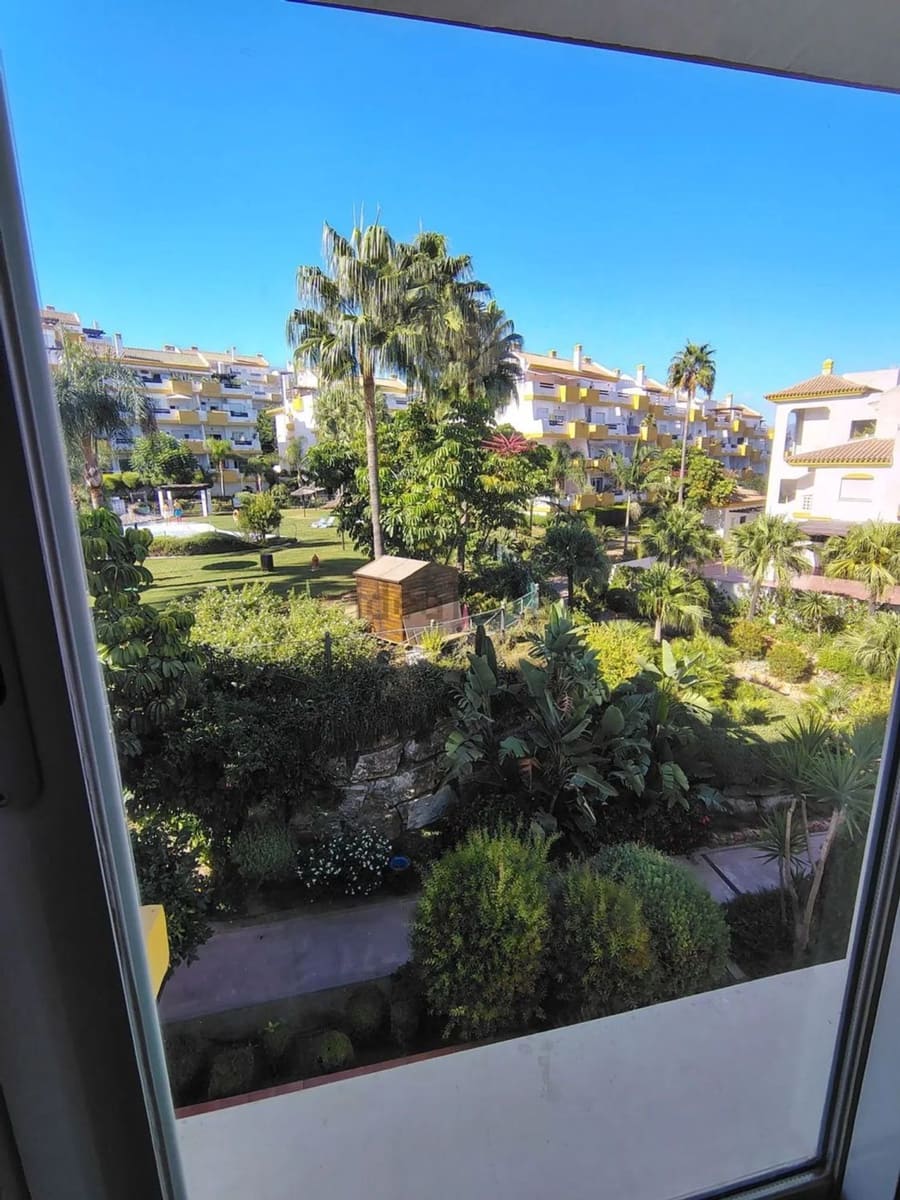 2 soveværelse Lejlighed til salg i La Cala de Mijas med swimmingpool garage - € 350.000 (Ref: 10077406)